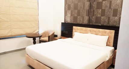 Nakshatra Hotel, Lucknow Room Type - Premium