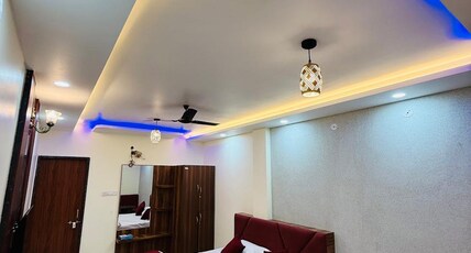 Himtaara Hotel Room Type - Luxury Room with Private Bathroom