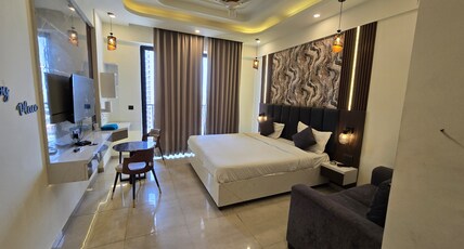 Suryakant Yadav Room Type - Suryakant Yadav