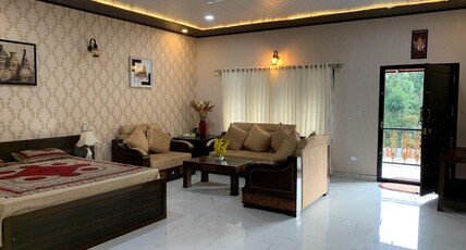 Gowrav Homestay Room Type - Super Deluxe Suite - A