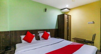 Saurav Residency Room Type - Deluxe Room