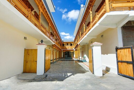 Hotel Dimbir Regency