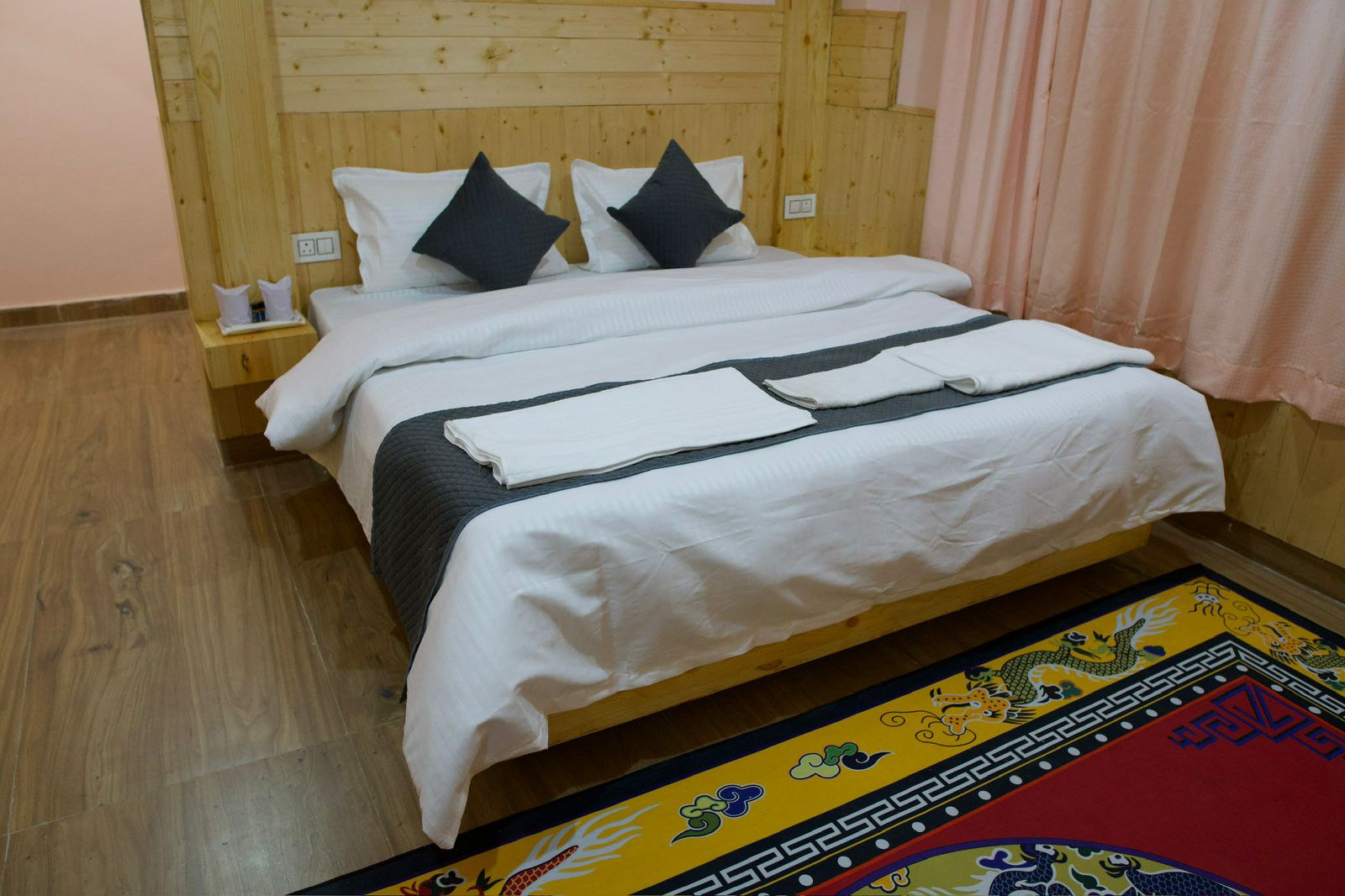 The New Manepa Homestay - Tap to explore photos