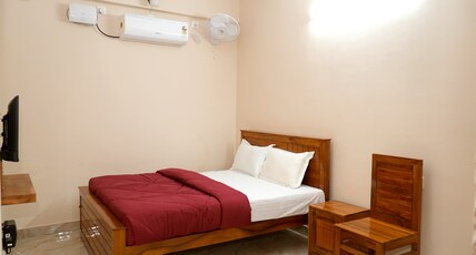 Hill Palace Residency Virajpet Room Type - PREMIUM  AC ROOM