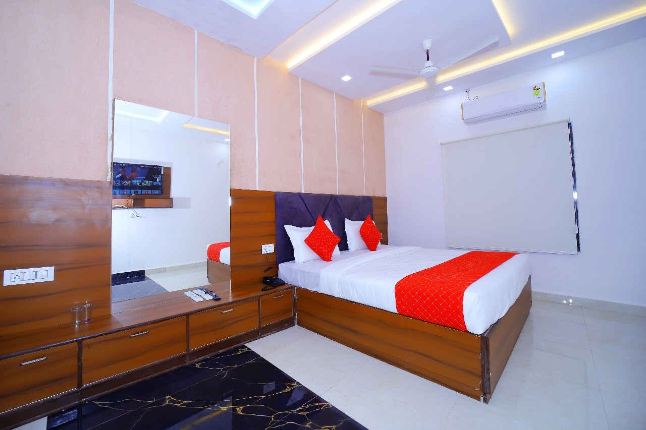 Hotel white town agra - Tap to explore photos