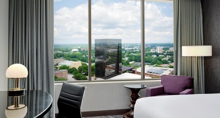 Hilton Atlanta Room Type - 2 DOUBLE BEDS SCENIC VIEW