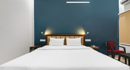 Hotel O SS Inn Room Type - Classic