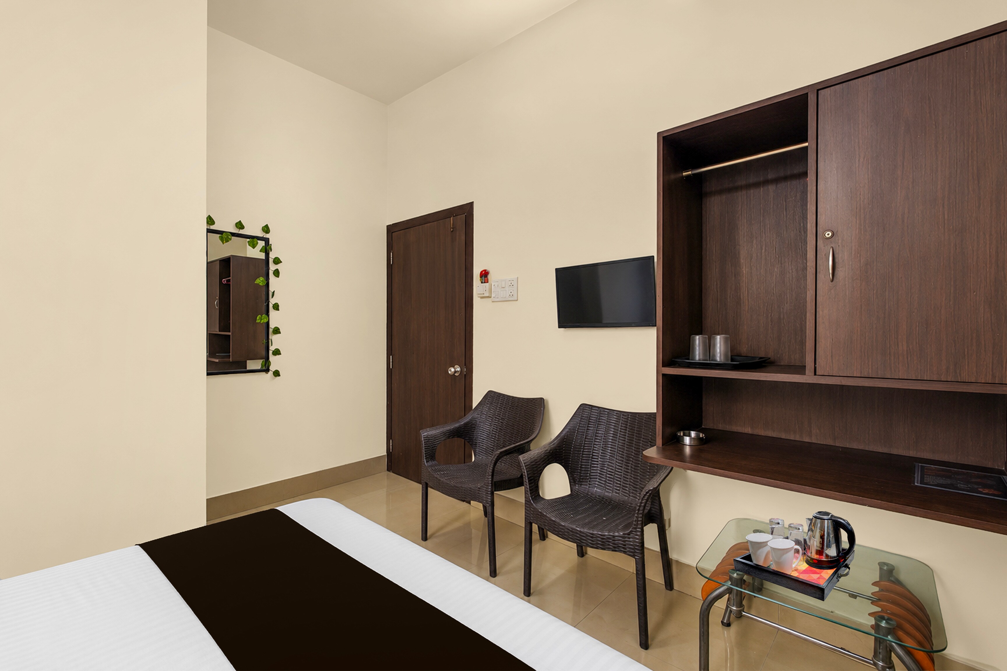 Hotel O Kahilipara Guwahati Formerly Nirvis Grand - Tap to explore photos