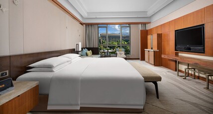 InterContinental Hotels KUNMING, an IHG hotel Room Type - 1 King Classic