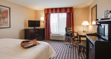 Hampton Inn & Suites by Hilton Las Cruces I-25 Room Type - 1 KING BED NONSMOKING