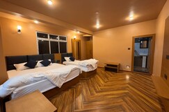 Rooms of ALFRESCO GRAND HILL RESORT