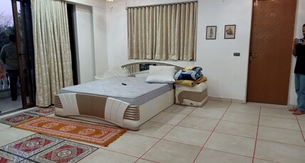 SHIV KRISH PALACE Room Type - REGULAR ROOM WITH BALCONY