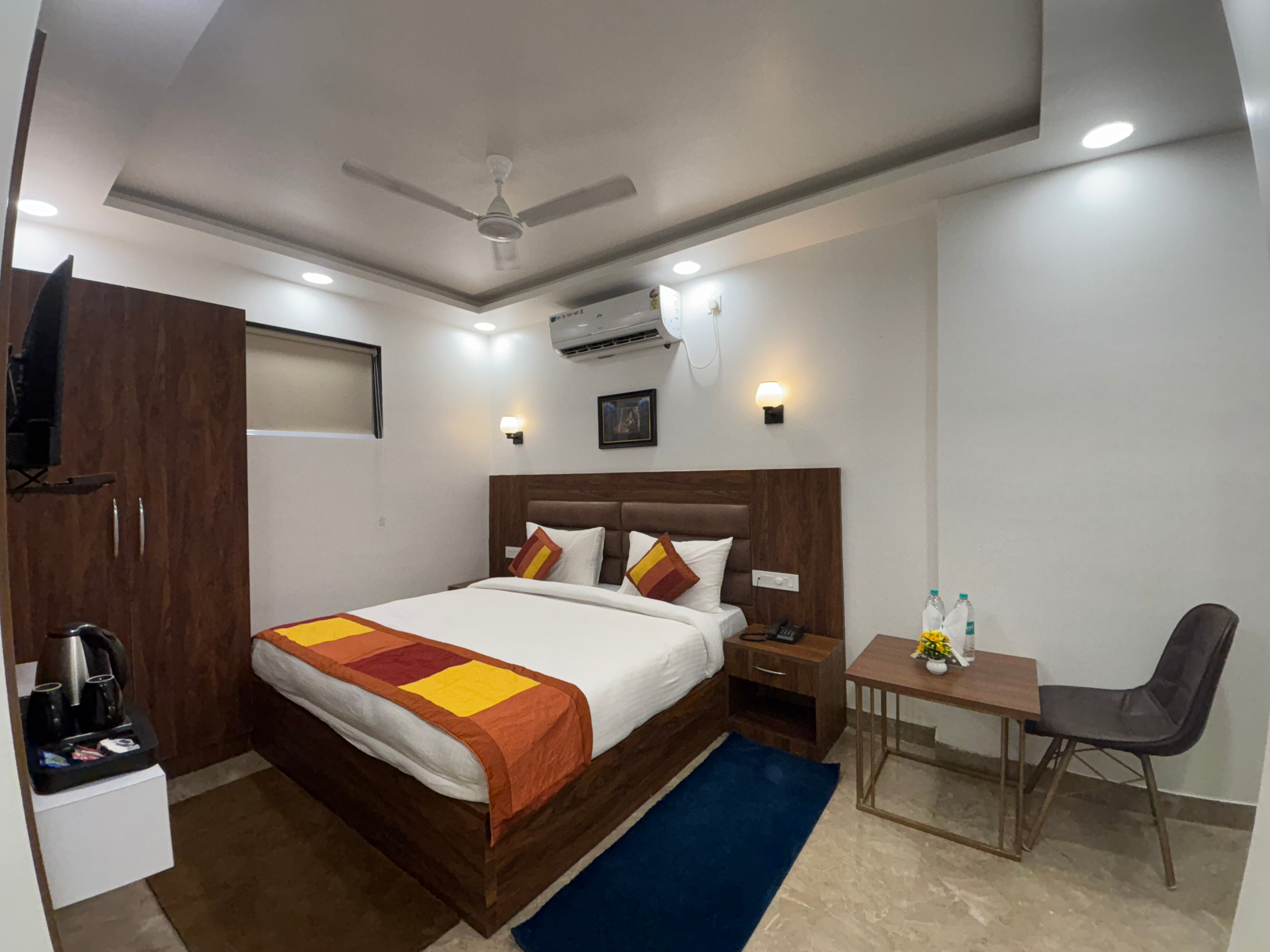 Hotel Kuber International-IGI Airport Delhi - Tap to explore photos