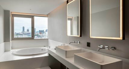 Maison Hotel Bangkok Room Type - Phana Suite King