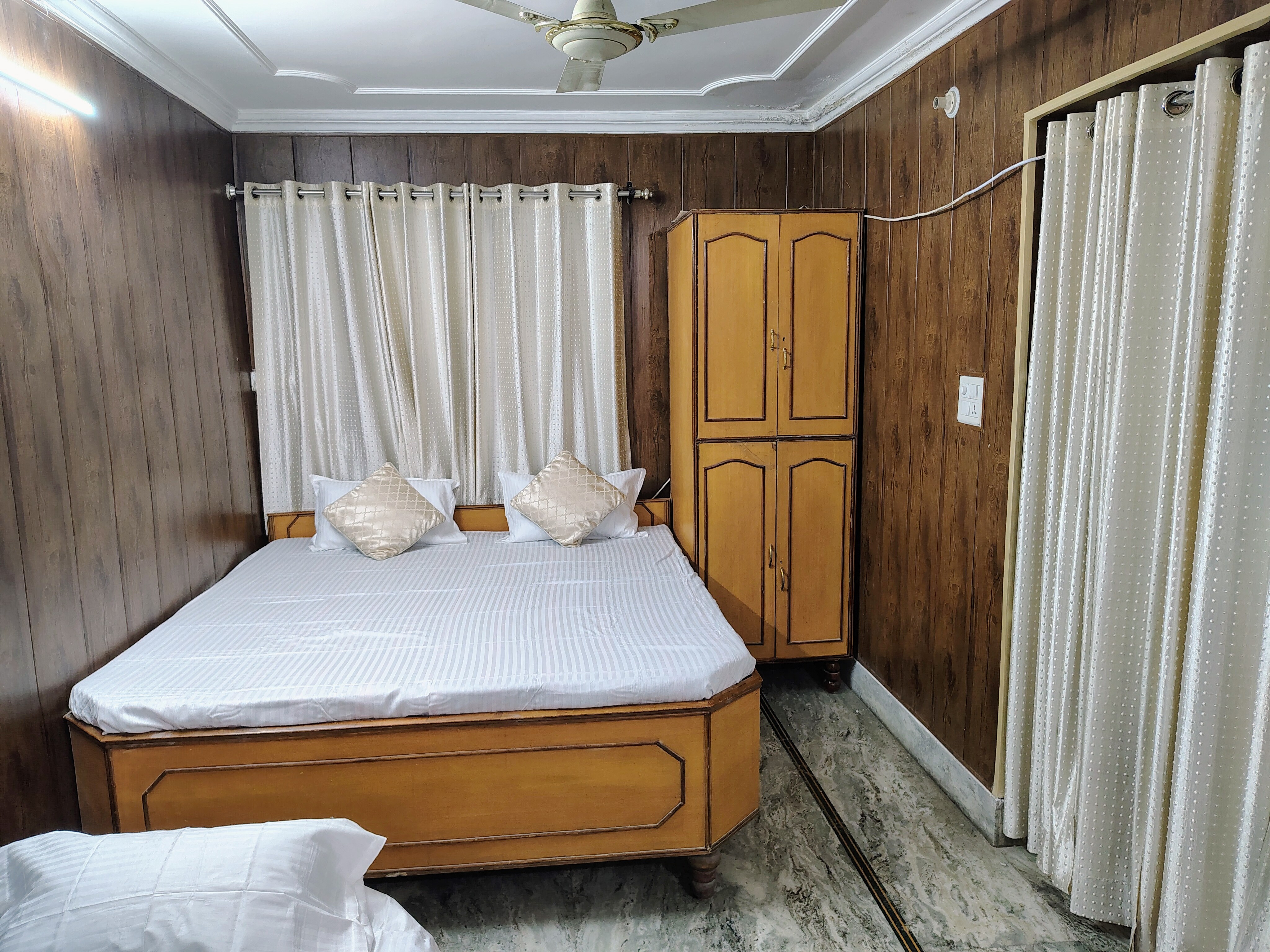 Shubh Gulmohar stay Kumbh Area - Tap to explore photos