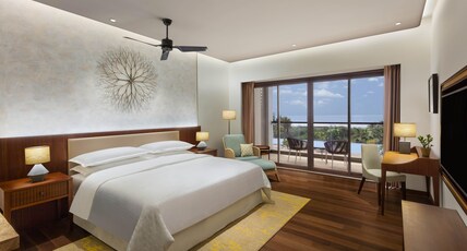 Sheraton Grand Chennai Resort & Spa Room Type - Sea View, Guest room, 1 King