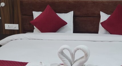 AKASH HOTEL AND FARMS Room Type - SUPER DELUXE ROOM