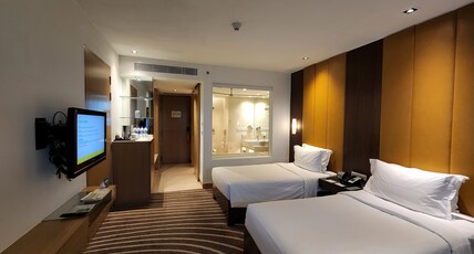 Holiday Inn Mumbai International Airport Room Type - Superior Twin Room Holiday Inn Mumbai International Airport Room Type - Superior Twin Room