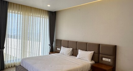 Le Reve Valley Premium Rooms Room Type - Premium Room 1 G.F. with Garden and Mountain View Le Reve Valley Premium Rooms Room Type - Premium Room 1 G.F. with Garden and Mountain View