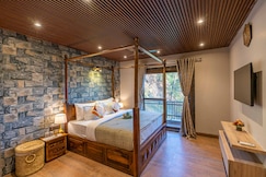 StayVista at 4 Rooms @ Villa AnVira by GTV Estate