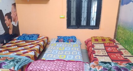 GURUKUL RESIDENCY I KUMBH MELA Room Type - DELUX ROOM I DOUBLE OCCUPANCY