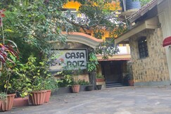 Casa Roiz Guest House