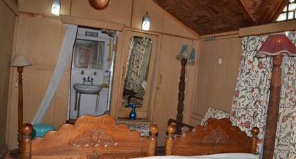 Jackson Heights Houseboats Room Type - Standard Rooms