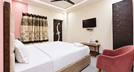 Redstone Service Apartment Nungambakkam Room Type - Single Room Redstone Service Apartment Nungambakkam Room Type - Single Room