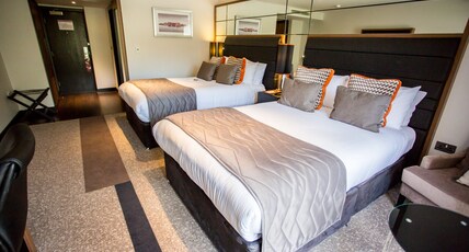 Crowne Plaza Gerrards Cross, an IHG Hotel Room Type - 2 Double Standard
