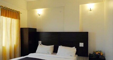 Hotel Giri Inn Room Type - Double Standard Non AC Room