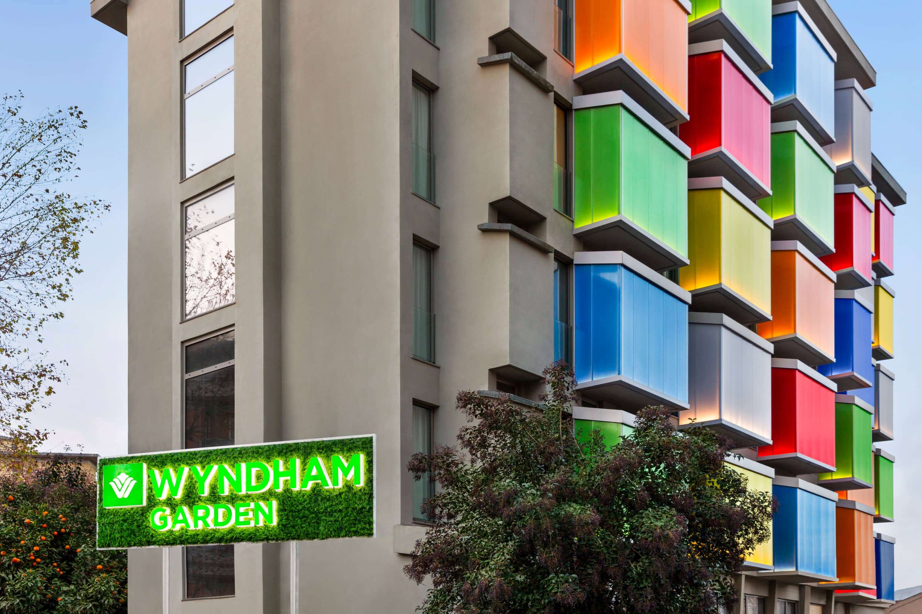 Wyndham Garden Florence - Tap to explore photos