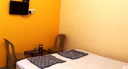 Center Point Residency Room Type - Double Bed AC Room