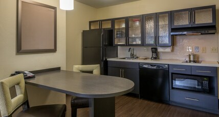 Candlewood Suites Del City Room Type - 1 King Bed 1 Bedroom Suite Sofa Bed
