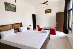 A N Hotel Chomu