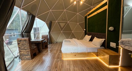 Glamp Kasol Room Type - Luxury Igloo Stays One