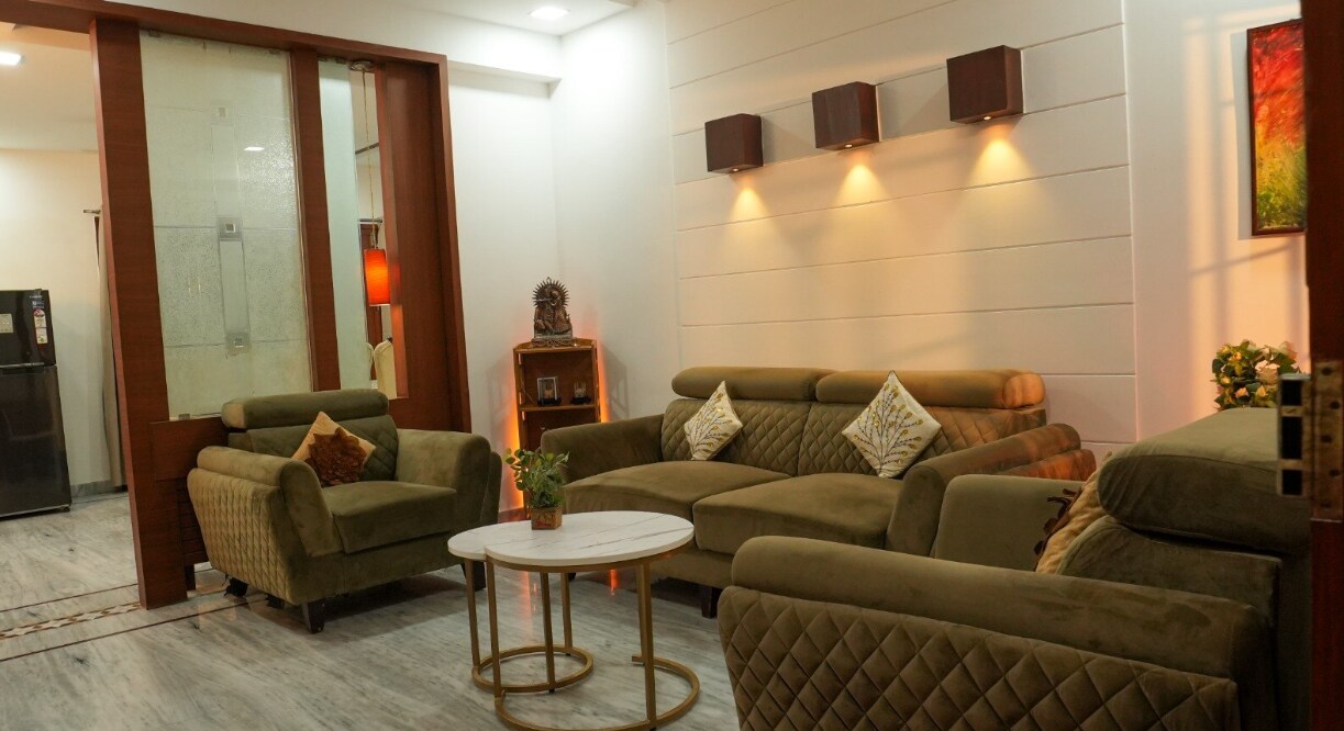 Avanse Millora Arrow Lake View Service Apartment, Somajiguda - Tap to explore photos