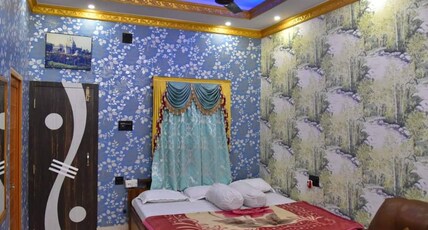 Hotel Indrajit Room Type - AC Special Deluxe Double Bed