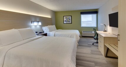 Holiday Inn Express Pittston - Scranton Airport Room Type - 2 Queen Beds Standard