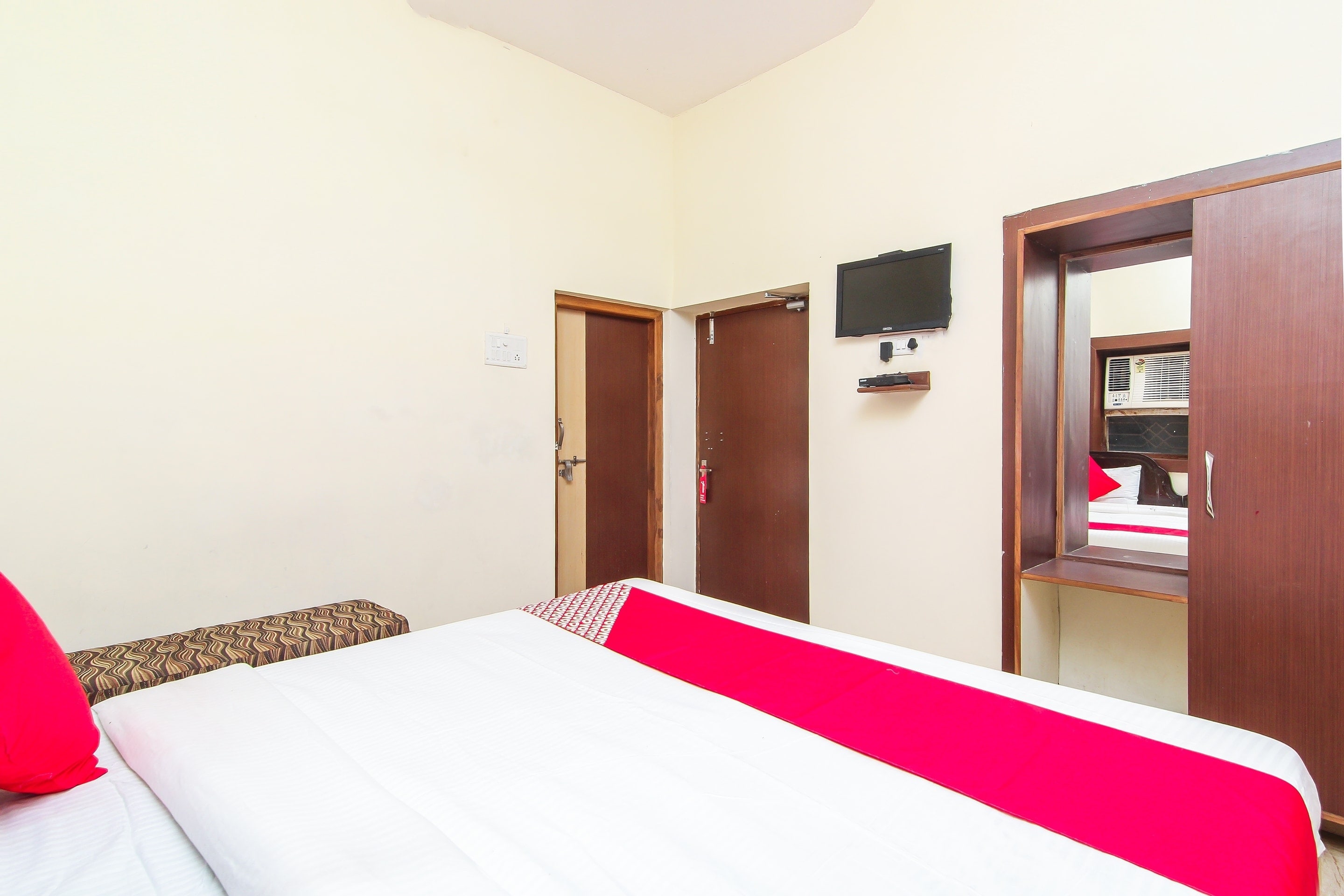 Hotel O Prayag Holidays - Tap to explore photos