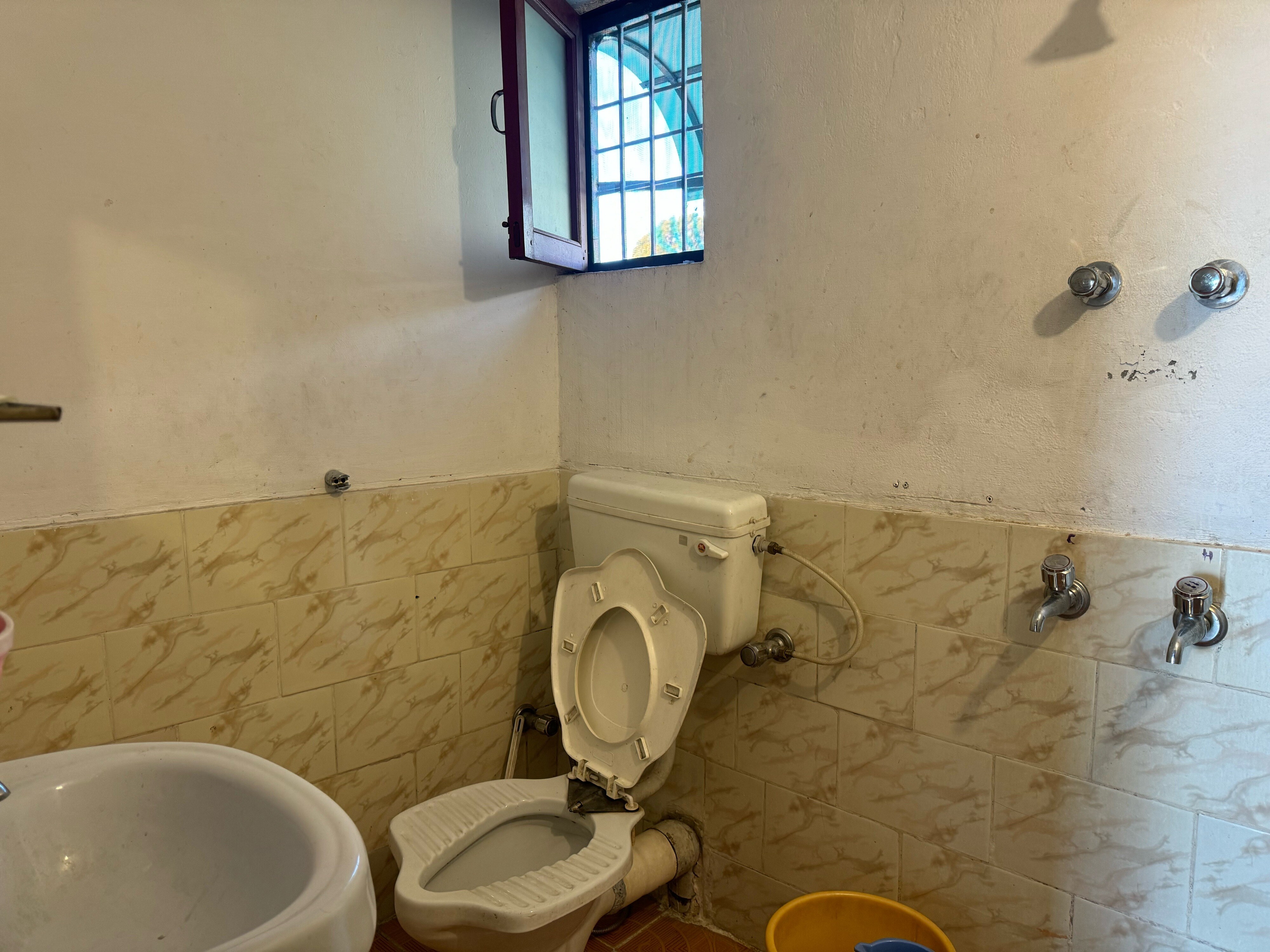 Shiva Guest House - Tap to explore photos