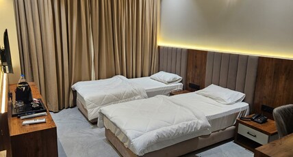 Hotel Shanti Inn Room Type - Deluxe 2-Bed