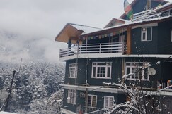 Himalayan Hill s Manali 2