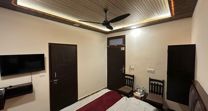 SHREENIWAS (A Retreat Where Nature Greets You) Room Type - 106 - Shreeniwas
