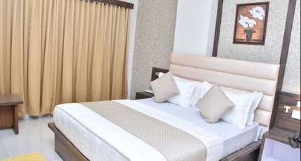 Hotel Royal Palace Room Type - Silver Room