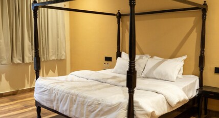 Jhabak Jungle Resort by Alvis Room Type - Jacuzzi Suite 