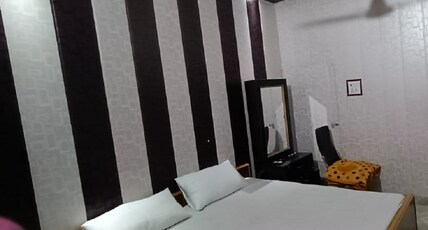 The Prayaraj House Room Type - Deluxe Room ( Non AC )