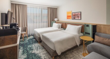Crowne Plaza BUDAPEST Room Type - 2 Twin Beds Premium with access to Club Lounge
