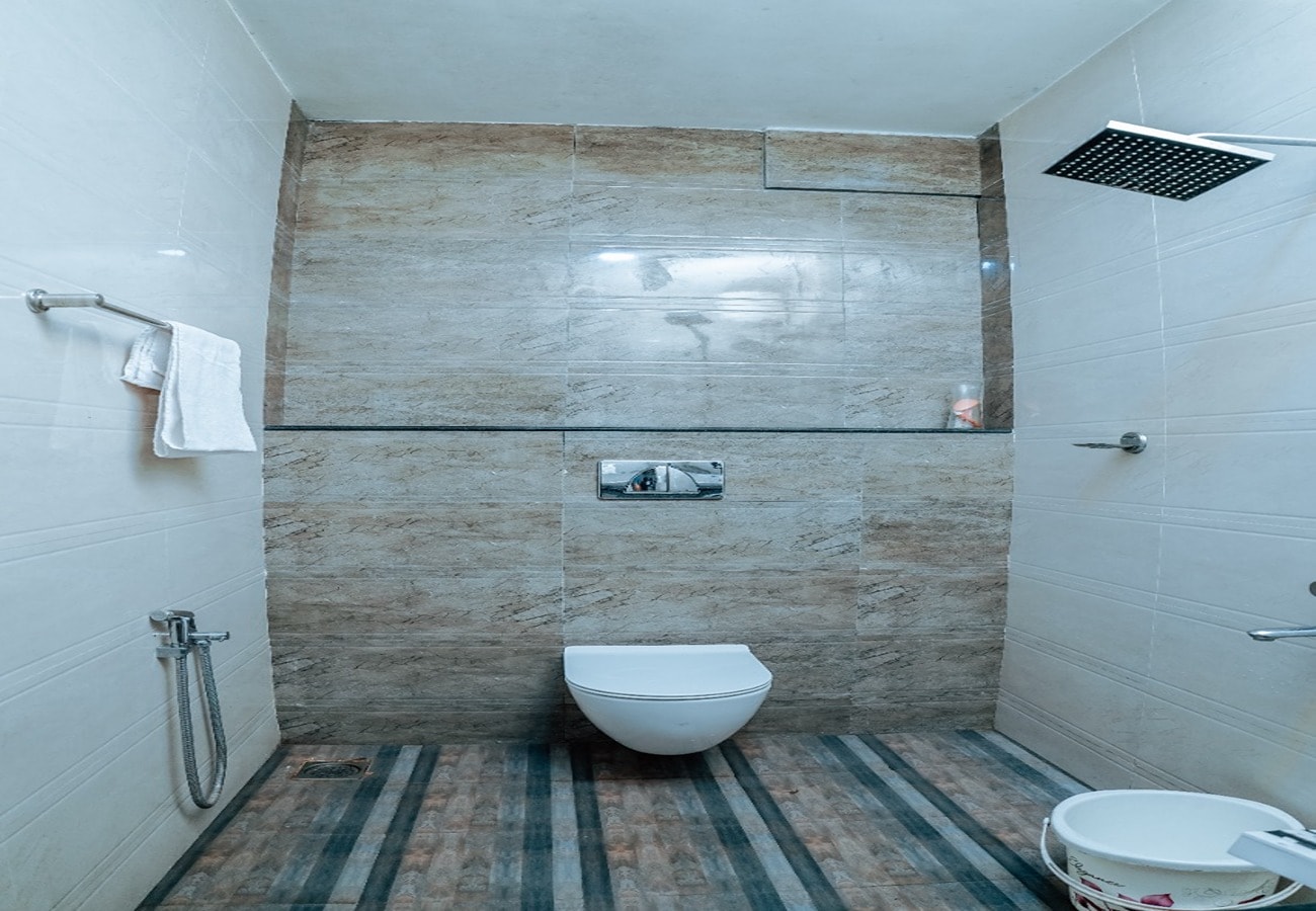 Silent Night - Tap to explore photos