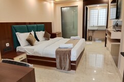 Hotel Gulmohar Tree