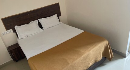 R K S COMFARTS Room Type - Bedroom 1